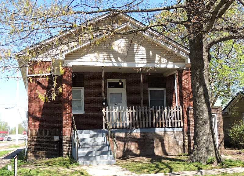 2nd image of 500 Matthews Ave