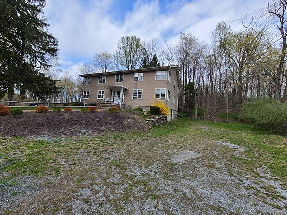 2nd image of 34 Bailie Ln #11