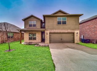 5309 Persimmon Dr, Denton, TX 76207