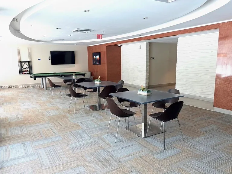 950 Brickell Bay Dr #3709 — Photo 26