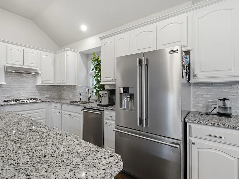 1216 Bayonet St — Photo 31