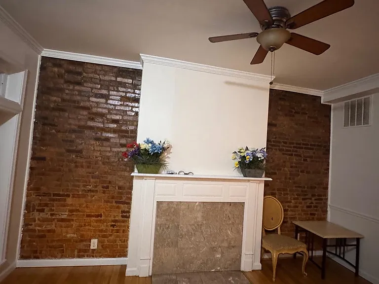 1009 W Fayette St — Photo 7
