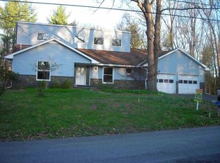 162 Forest Hill Dr, Kingston, NY 12401