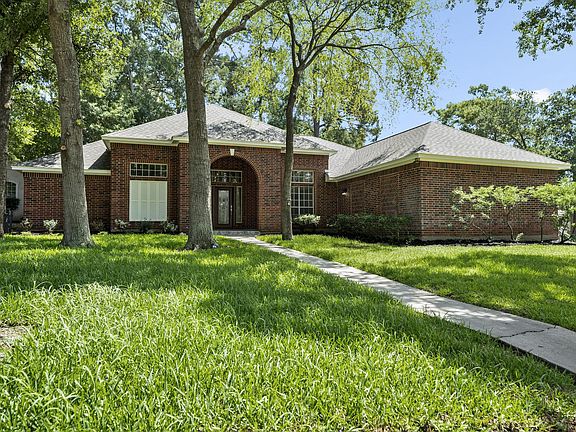 2nd image of 267 Teewood Ct