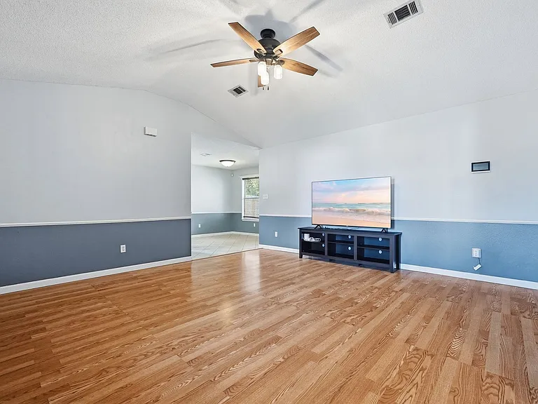 955 Pacific Silver Ct — Photo 4