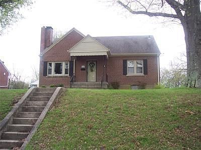 2nd image of 1307 Eminence Dr