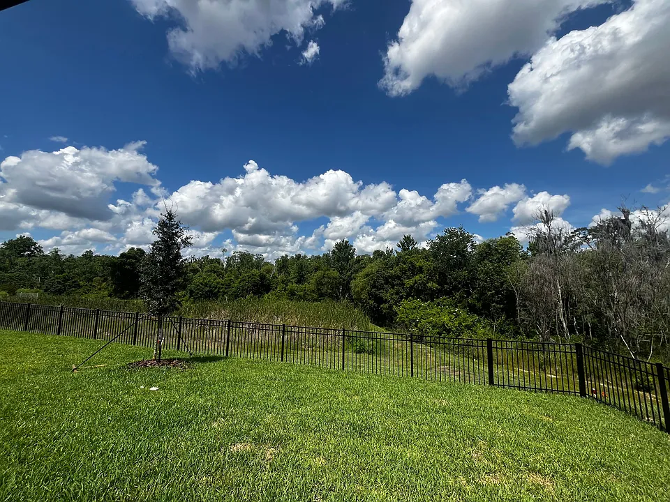 7702 Abagail Dr