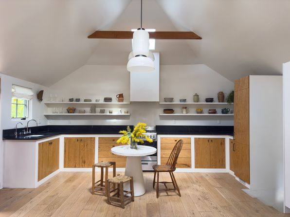 (undisclosed Address)