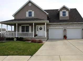 420 Edith Ct, Crown Point, IN 46307