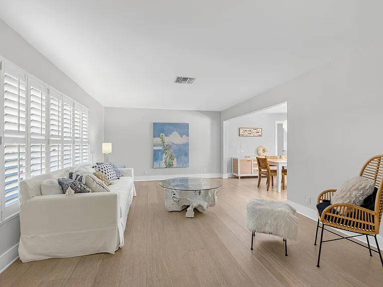 4690 Palo Verde Dr — Photo 5