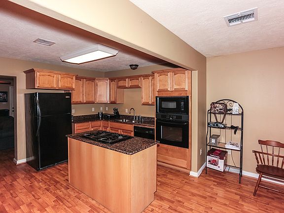 Kitchen & island