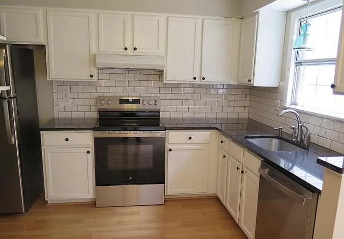 Amethyst Ln — Photo 20