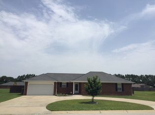 3200 Tuckaway Dr, Sumter, SC 29154
