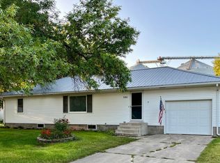 301 Superior St, Milroy, MN 56263