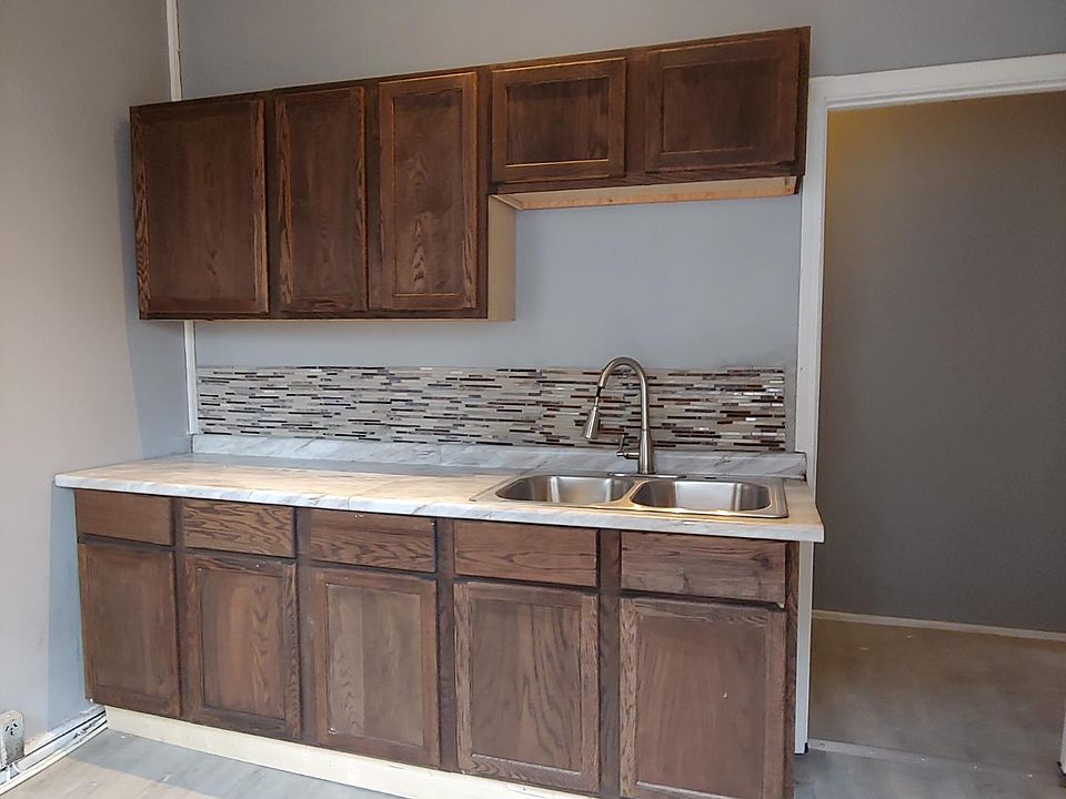 2nd image of 334 N Randolph St APT B