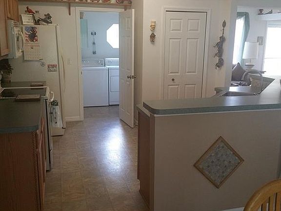 4th image of 9720 N Jourden Dr