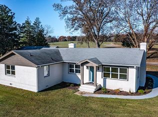 249 Ottoman Ferry Rd, Lancaster, VA 22503