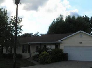 12 Castlewood Ct, Troy, MO 63379