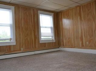 106 Railroad St #2, Methuen, MA 01844