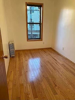 2nd image of 42 Diamond St #52