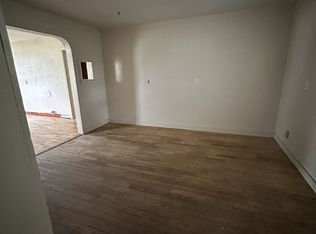 413 S Graham St, Mooreland, OK 73852