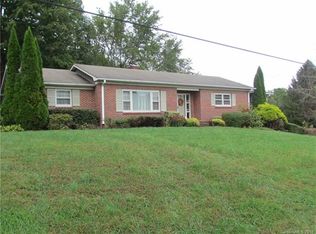 10 Belmont Dr, Fletcher, NC 28732