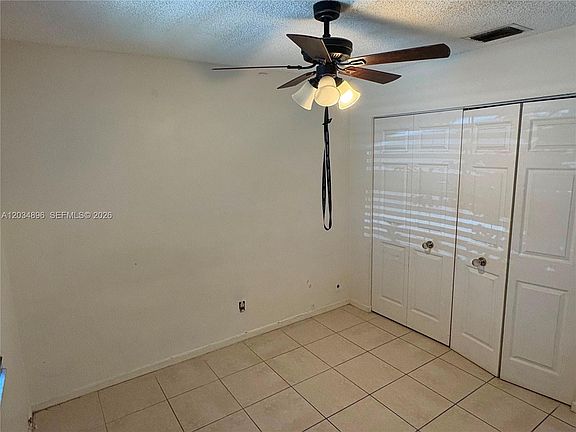 4th image of 3819 SW 69th Ave #14-L