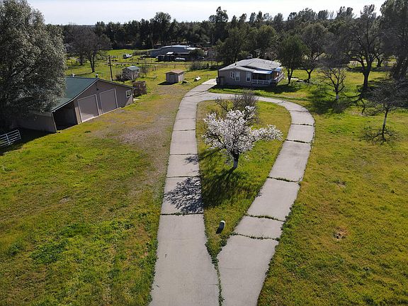 2nd image of 19533 Gas Point Rd