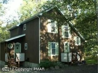 348 Wobbly Barn Rd, Henryville, PA 18332
