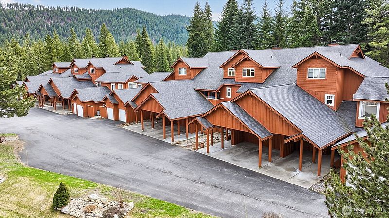2nd image of 20701 Club House Drive #205