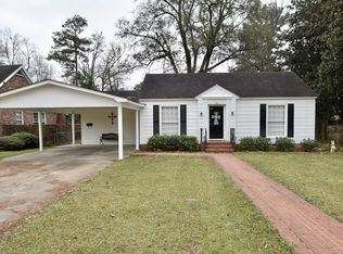 121 Riverside Dr, Greenwood, MS 38930