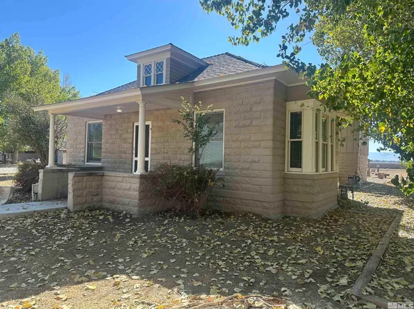 625 E Bridge St, Yerington, NV 89447