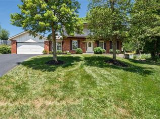 8 Swindon Ct, Ballwin, MO