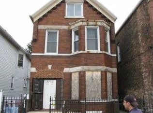 8555 S Escanaba Ave, Chicago, IL 60617