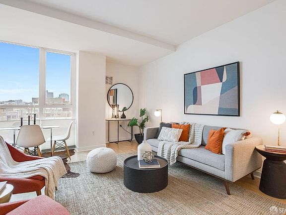 2nd image of 300 Berry St Unit 417