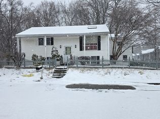 37 Gates Rd, Worcester, MA 01603