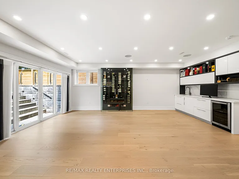 1362 Kenmuir Ave — Photo 37