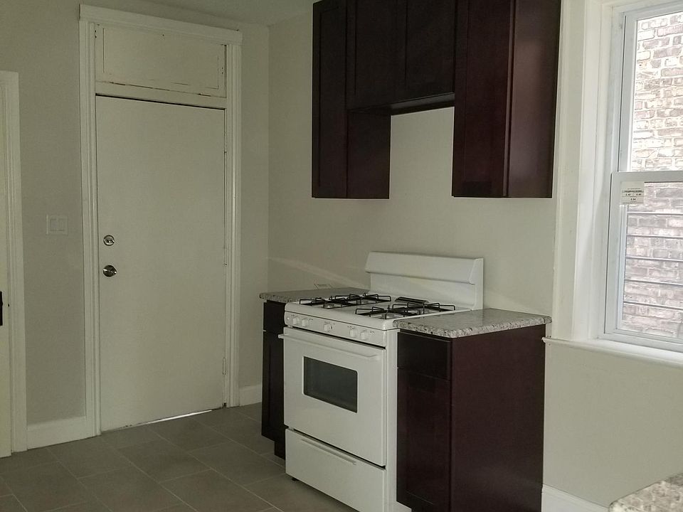 1st image of 5055 W Augusta Blvd Floor 2