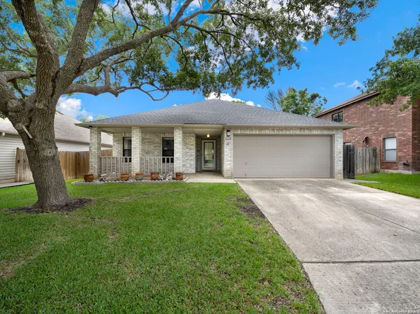 9623 ROY CROFT AVE, Helotes, TX 78023