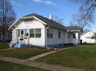 1112 Farnum St, Saint Paul, NE 68873
