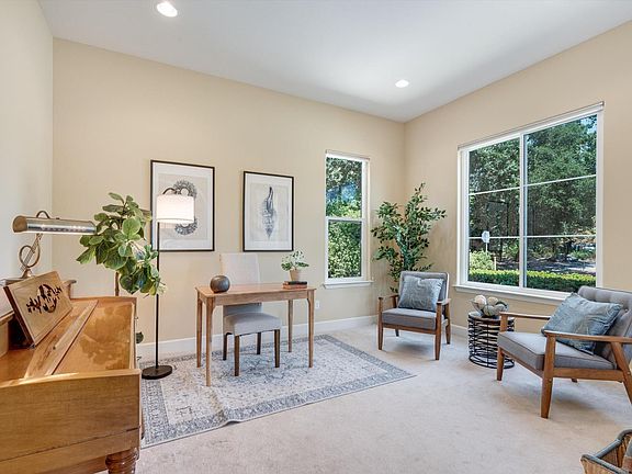 5th image of 201 Macarthur Lane