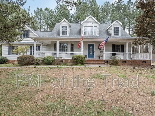 2766 Briaroak Dr, Climax, NC 27233