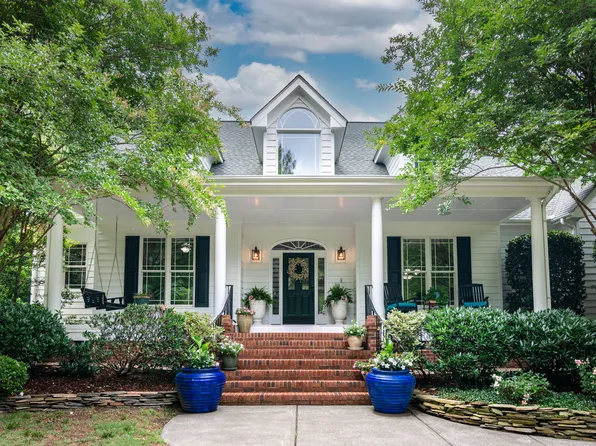 2512 Greenbrook Dr, Wendell, NC 27591