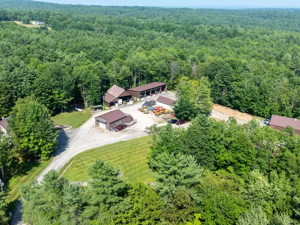 32 Roddy Lane, Readfield, ME 04355