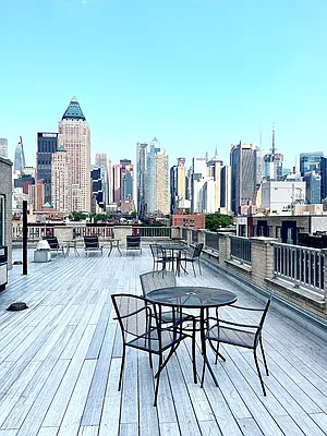 Rented by Avenues Real Estate | media 20