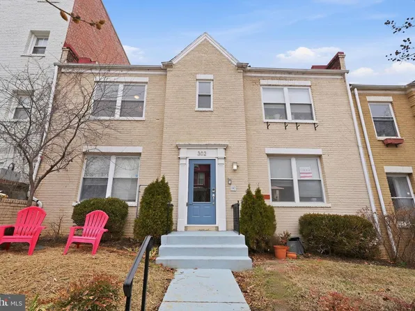 302 Todd Pl NE #3, Washington, DC 20002