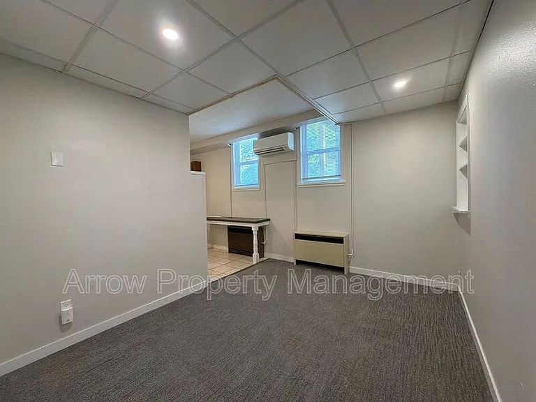 411 7th St #5 — Photo 3