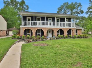 4102 Willow Hill Dr, Seabrook, TX 77586