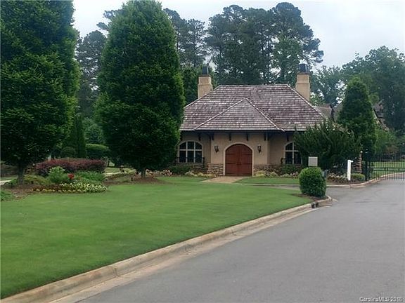 2nd image of 2510 Woodswail Ct #122