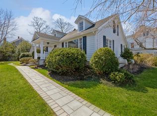 68 Madison St, Sag Harbor, NY 11963